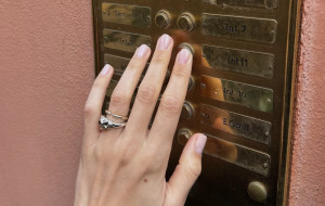 Τι είναι το BIAB, η θεραπεία νυχιών που, σύμφωνα με τους ειδικούς, υπόσχεται να τα δυναμώσει;