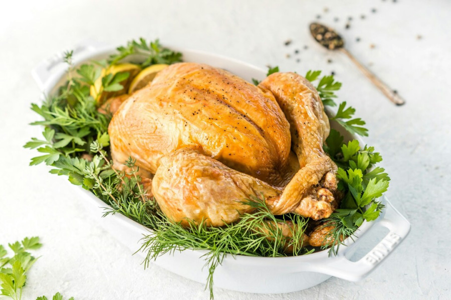 Γιατί το κοτόπουλο βγαίνει στεγνό και πώς να το κάνεις ζουμερό