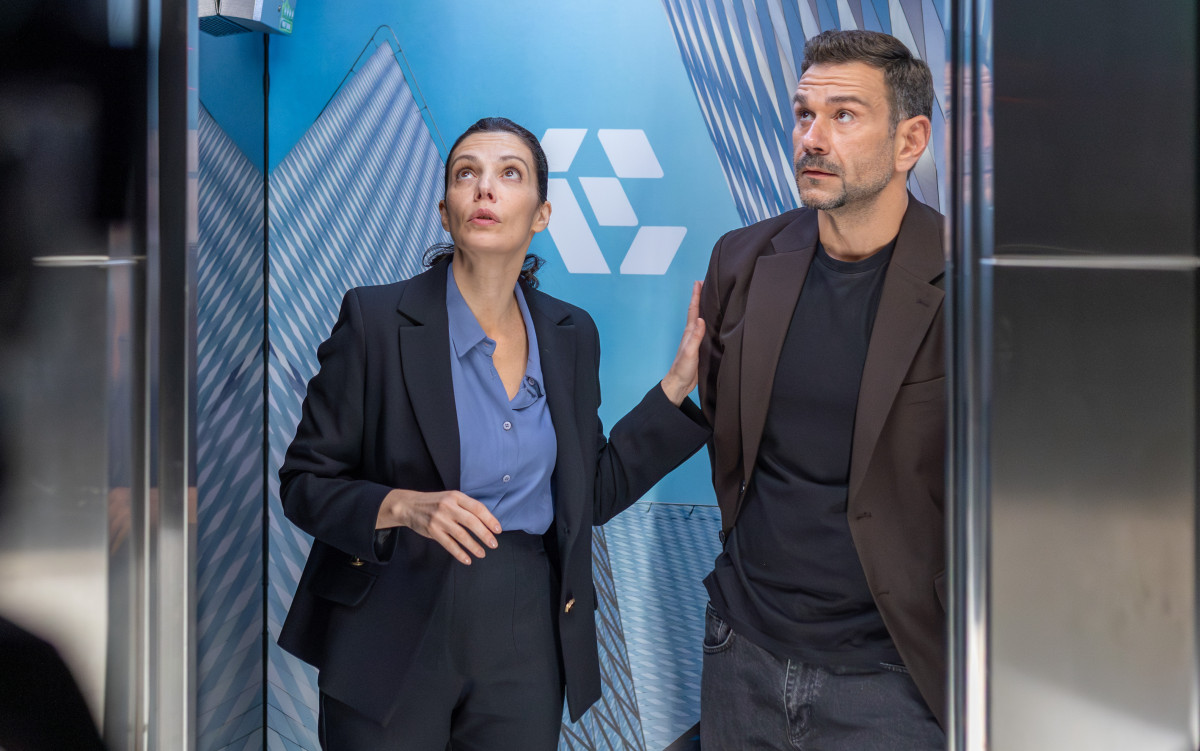 Μια νύχτα μόνο: Αρετή και Σταύρος κλείνονται στο ασανασέρ κι ο Οδυσσέας χάνει τον έλεγχο