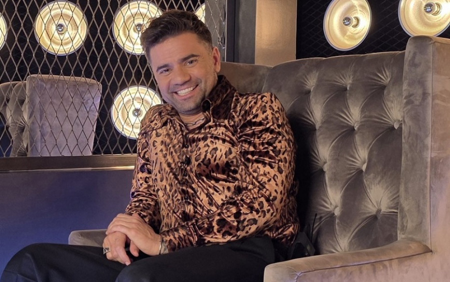 Θοδωρής Μαραντίνης: Η ελληνίδα παρουσιάστρια που ήταν το εφηβικό του crush, τα ραντεβού με θαυμάστριες και η κατάληξή τους