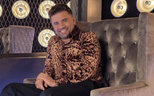 Θοδωρής Μαραντίνης: Η ελληνίδα παρουσιάστρια που ήταν το εφηβικό του crush, τα ραντεβού με θαυμάστριες και η κατάληξή τους