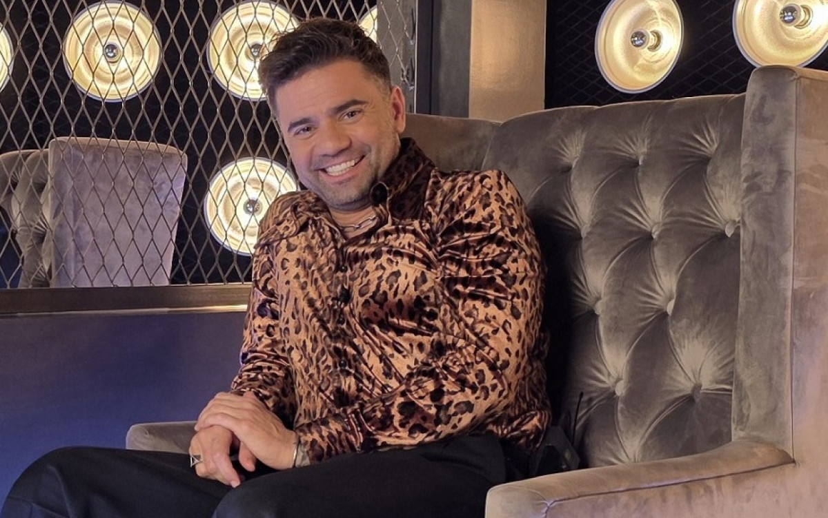 Θοδωρής Μαραντίνης: Η ελληνίδα παρουσιάστρια που ήταν το εφηβικό του crush, τα ραντεβού με θαυμάστριες και η κατάληξή τους