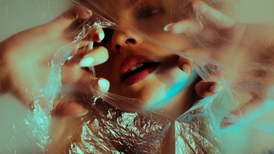 Πώς να πετύχεις glass skin χωρίς 10 προϊόντα
