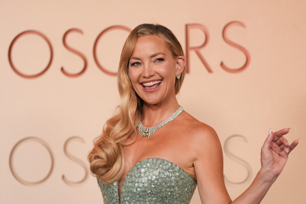 Kate Hudson: Το red carpet makeup των Όσκαρ βήμα-βήμα