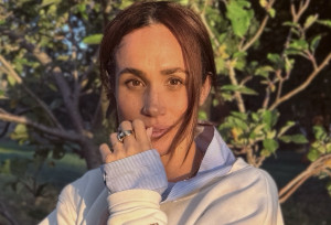 Τα «Strawberry Milk» Nails της Meghan Markle ταιριάζουν με κάθε εμφάνιση