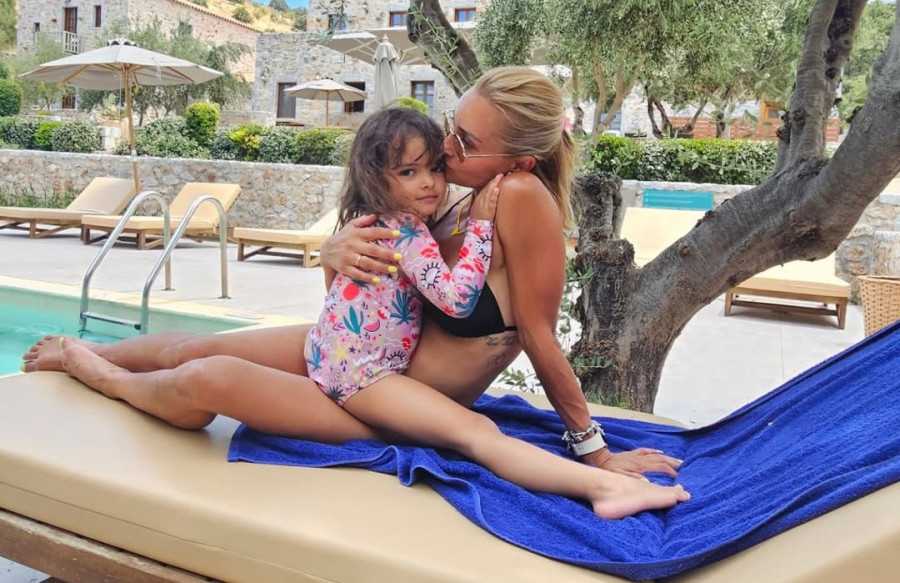 Βασιλική Μιλλούση: Ο workout partner της είναι καλύτερος από τον δικό σου!