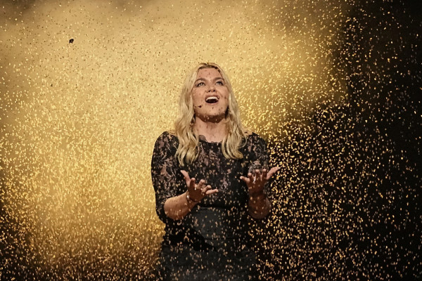 Eurovision 2025 Γαλλία: Μπορεί η φιναλίστ του The Voice και βραβευμένη με Cesar Award, Louane να δώσει νίκη μετά από 48 χρόνια;