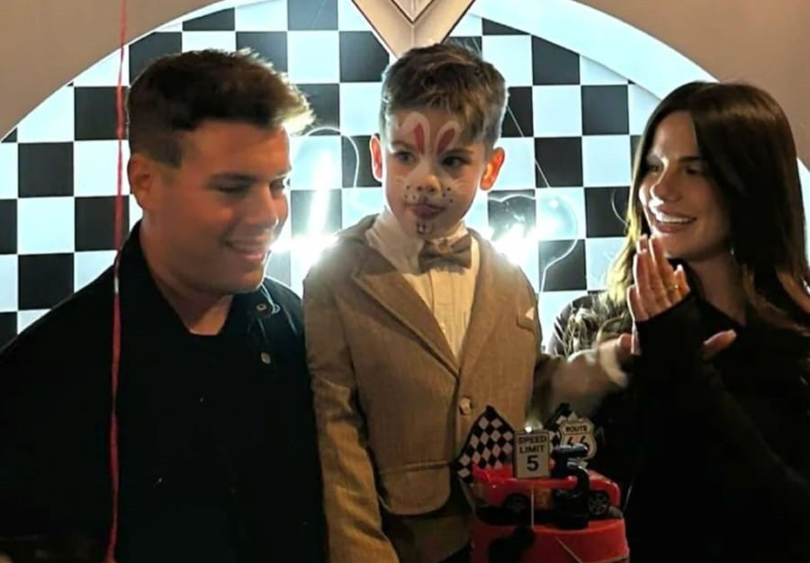 Αλέξανδρος Κοψιάλης - Σοφία Φυρού: Το πάρτι του γιου τους ήταν η αποθέωση των Cars