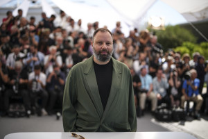 Ο Λάνθιμος έφαγε «πόρτα» από το ΚΑΣ για γύρισμα στην Ακρόπολη και το πιο απρόσμενο τηλεοπτικό πρόσωπο υπερασπίστηκε την απόφαση!