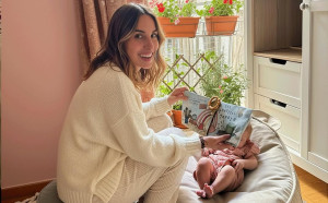 Παυλίνα Βουλγαράκη: «Είμαι ασταθής ψυχολογικά, αλλά με το που γεννήθηκε η κόρη μου μού δόθηκε ένα κίνητρο προς το φως»