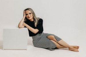 3 τρόποι να φορέσετε τη pencil skirt αυτό το φθινόπωρο