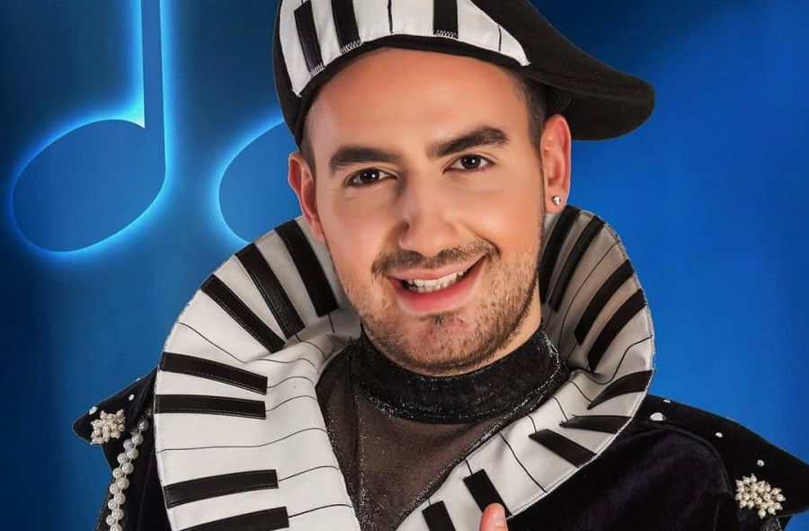 Μαυρίκιος Μαυρικίου: Βρήκε τον πιο απροσδόκητο τρόπο να μας δώσει στοιχεία για το τραγούδι του στη Eurovision χωρίς να «καεί»