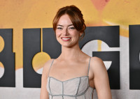 Κοντό και στρογγυλεμένο: Το “Tuft bob” αναμένεται να γίνει το νέο trendy haircut του 2026