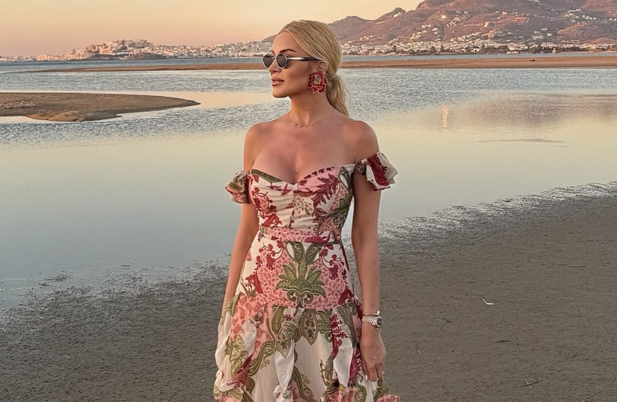 Κατερίνα Καινούργιου: Της σέρβιραν τα πιο λαχταριστά (και viral) γλυκά. Ενέδωσε όμως;