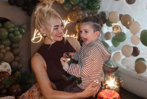 Ιωάννα Τούνη: «Κόβει» την πάνα στον Πάρη και ζει τον απόλυτο μαραθώνιο καθαριότητας