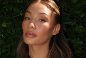 Chai Latte Makeup: Το cozy makeup trend που φέρνει το φθινόπωρο στο πρόσωπό σου