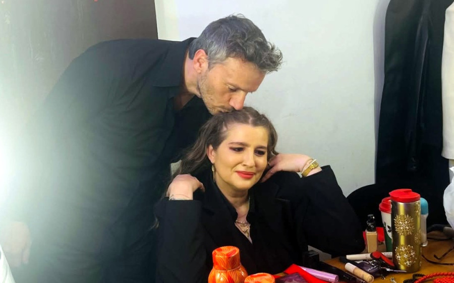 Γιώργος Νανούρης- Μαρία Κίτσου: Ξέρουμε που ήταν και τι έκαναν χθες βράδυ (Αποκλειστικό βίντεο)