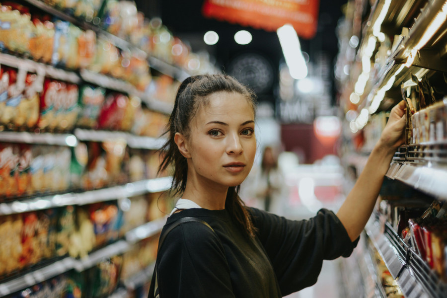 9 συμπεριφορές shopping που δείχνουν ότι προσπαθείς να γεμίσεις το συναισθηματικό σου κενό
