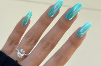 It's official! Τα pool nails αντικαθιστούν το γαλακτερό μανικιούρ για φέτος