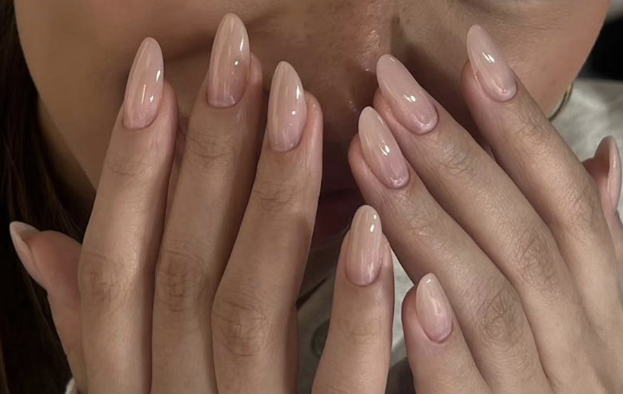 «Foundation Nails»: Το no-makeup makeup για το μανικιούρ σου