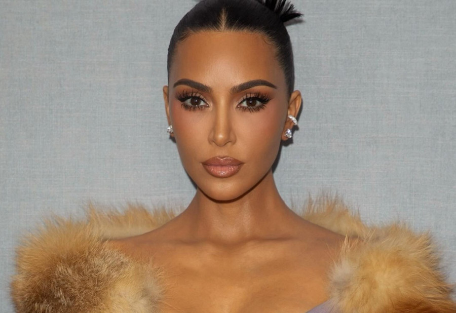 Κιμ Καρντάσιαν, Σάλμα Χάγιεκ… όλες λατρεύουν αυτό το second-skin effect foundation