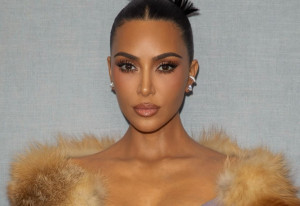 Κιμ Καρντάσιαν, Σάλμα Χάγιεκ… όλες λατρεύουν αυτό το second-skin effect foundation