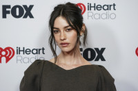 Η Gracie Abrams φαίνεται πως μόλις επιβεβαίωσε τη σχέση της με τον Paul Mescal μέσω Instagram
