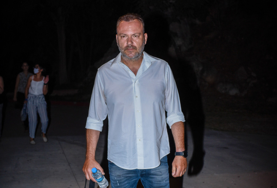 Τόνυ Δημητρίου: Βρήκε τον καλύτερο τρόπο να τρολάρει τα... ρομπότ και οι γατόφιλοι θα συμφωνήσουν