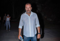 Τόνυ Δημητρίου: Βρήκε τον καλύτερο τρόπο να τρολάρει τα... ρομπότ και οι γατόφιλοι θα συμφωνήσουν