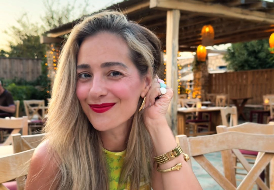 Νατάσσα Μποφίλιου: Το καλοκαιρινό της άλμπουμ από τη Φολέγανδρο είχε αγαπημένους της ανθρώπους και πόζα με μπικίνι