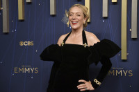 Το μανικιούρ της Chloë Sevigny είναι παράτολμα αντι-φθινοπωρινό