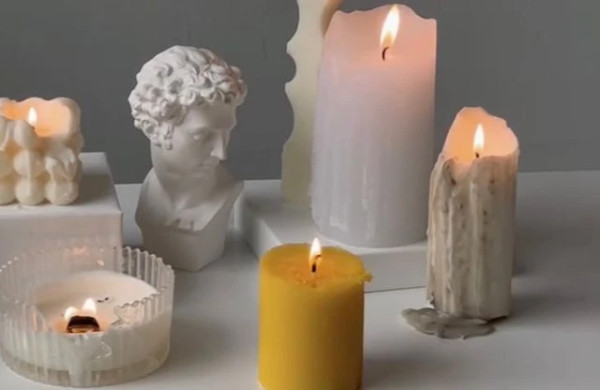 «Butter candle»: Η viral χριστουγεννιάτικη τάση στη διακόσμηση που… τρώγεται