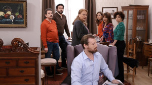 Το σόι σου: Μια ζωγραφιά του Βαγγελάκη αναστατώνει τον Διονύση