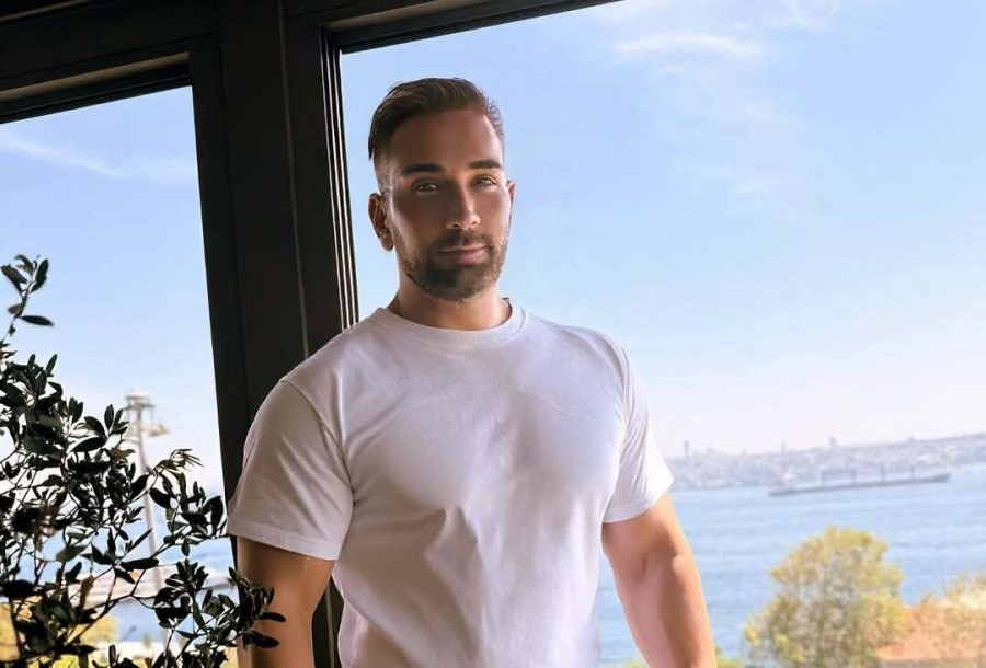 Νίκος Κοκλώνης: Η άγνωστη στιγμή με τον Βασίλη Καρρά πριν φύγει από τη ζωή και τα λόγια που τον στοίχειωσαν
