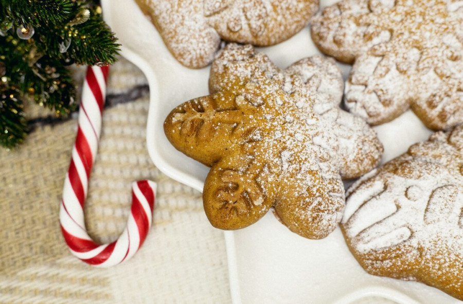 Το μυστικό για να βγουν αφράτα και σωστά ψημένα τα χριστουγεννιάτικα κουλουράκια