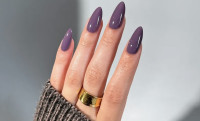 5 fall nail colors για μια ρομαντική, μυστηριώδη διάθεση
