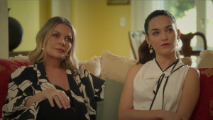 Να μ&#039; αγαπάς: Η Σοφία εκβιάζει την κόρη της απειλώντας τον Λευτέρη