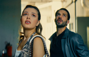 Γιατί ρε πατέρα: Από παγίδα, σε παγίδα τα αδέρφια. Πόσο θα κρατήσει η τύχη τους;