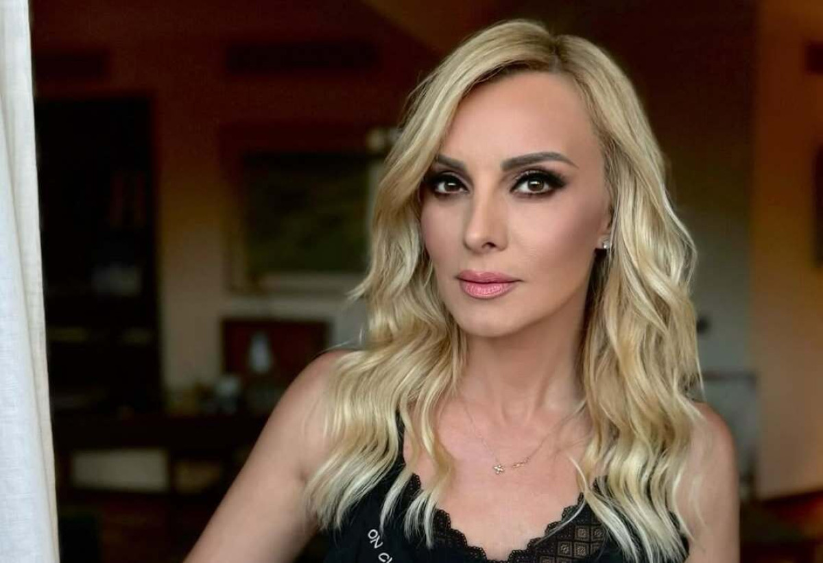 Πέγκυ Ζήνα: Η κόρη της Ηλέκτρα έγινε 14 ετών και για πρώτη φορά δείχνει το πρόσωπό της