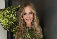 Rita Wilson: Έχασε το πορτοφόλι της και έμαθε να κάνει φανουρόπιτα για να το βρει. Τα κατάφερε;