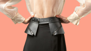 Ζώνη corset: Το αξεσουάρ που κάνει δυναμική εμφάνιση στις τάσεις της Άνοιξης